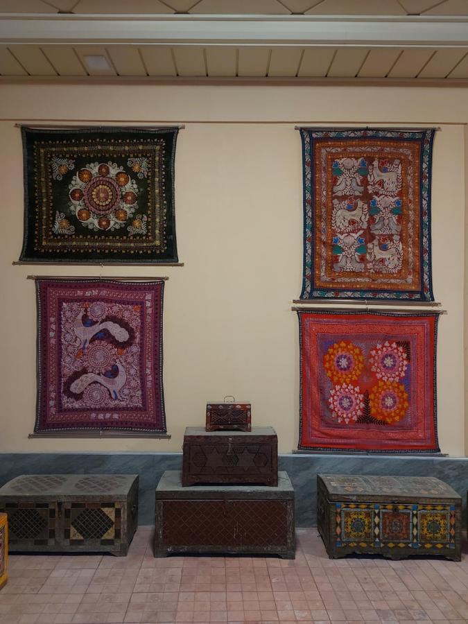 Musavvir Samarkand Exterior foto